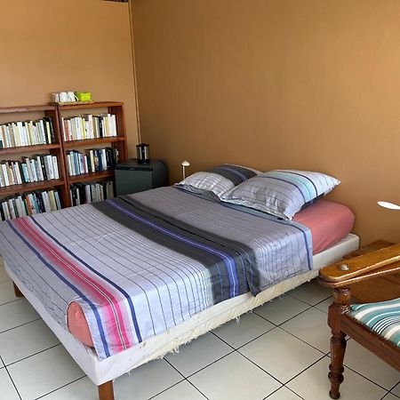 Pelikan Chambres D'Hotes Pointe-a-Pitre  Phòng bức ảnh
